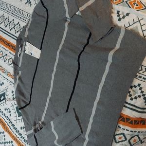 🌼 3 for $10 NWT Supima Cotton Calven Klein Sweater